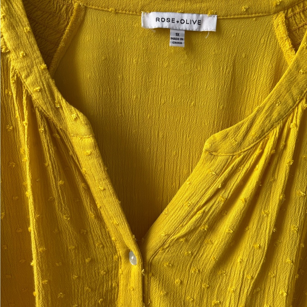 Rose + Olive 1X Yellow Short Sleeve Button Up V Neck Blouse Office Casual Career - Picture 5 of 11